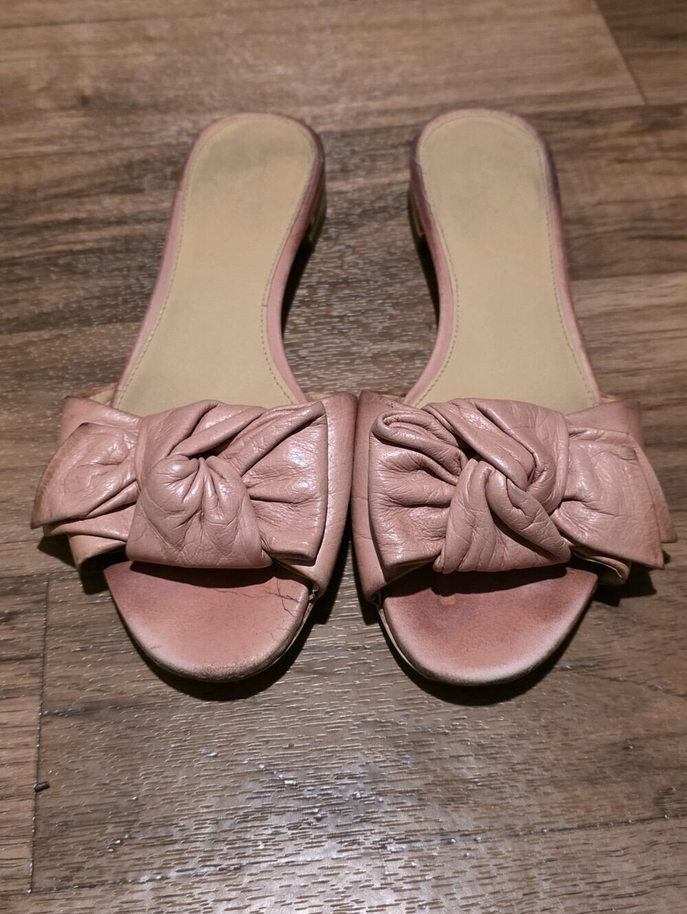Michael Kors Blush Knot Slide Sandals - Picture 2 of 7